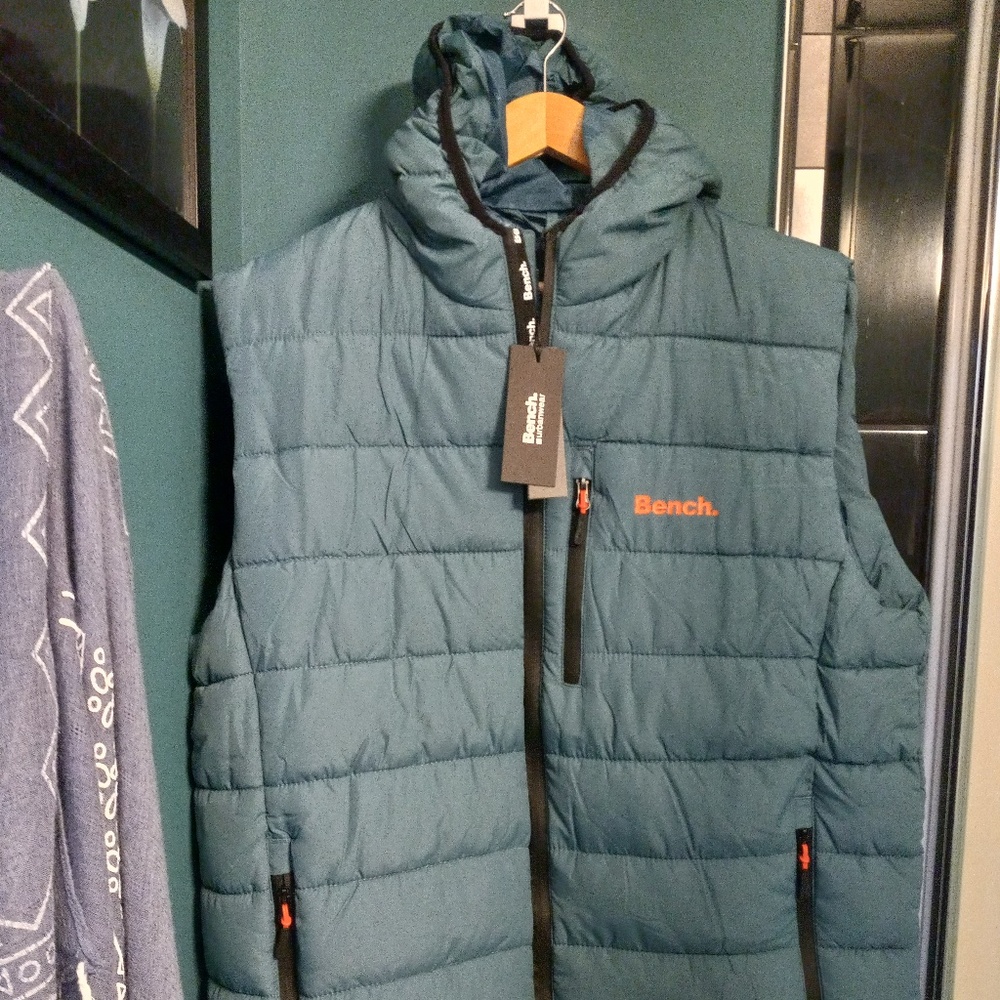 Bench-Men's- Galban Hooded Puffer Vest-Aqua- SZ L-NWT